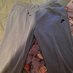 Nike joggers
